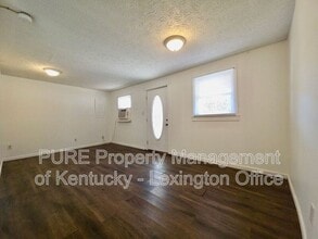 207 Mt Vernon Rd in Berea, KY - Building Photo - Building Photo