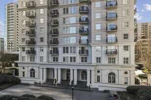 195 14th St NE, Unit P404 in Atlanta, GA - Building Photo