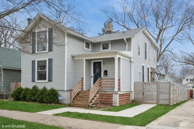 property at 1504 Ashland Ave