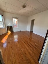 141 Pike St in Port Jervis, NY - Foto de edificio - Building Photo