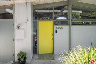 12400 Deerbrook Ln in Los Angeles, CA - Building Photo - Building Photo