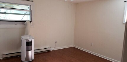 2111 Lusters Gate Rd, Unit B in Blacksburg, VA - Foto de edificio - Building Photo