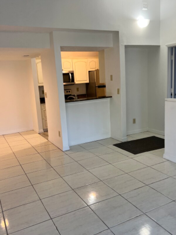 108 Santa Clara Dr in Naples, FL - Building Photo - Building Photo