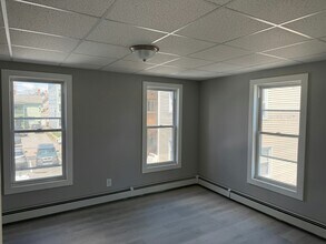135 Orange St in Manchester, NH - Building Photo - Building Photo