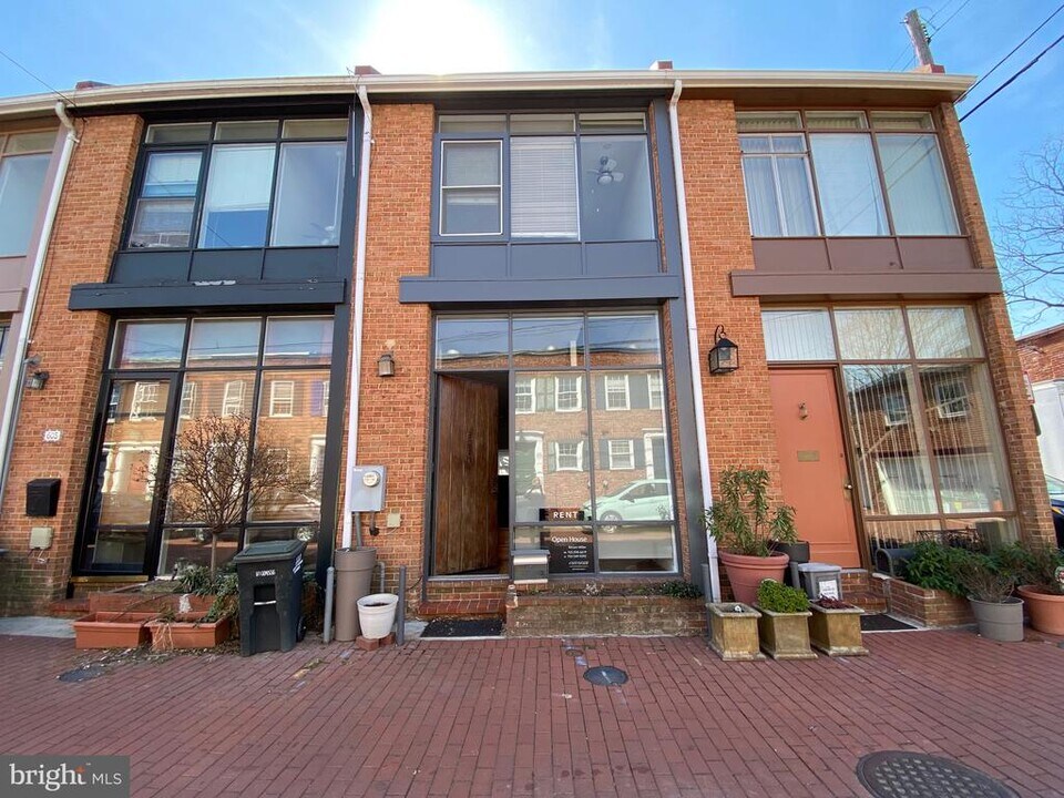 603 Browns Ct SE in Washington, DC - Building Photo