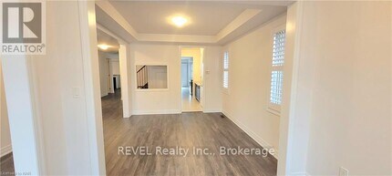 9275 White Oak Ave in Niagara Falls, ON - Foto de edificio - Building Photo