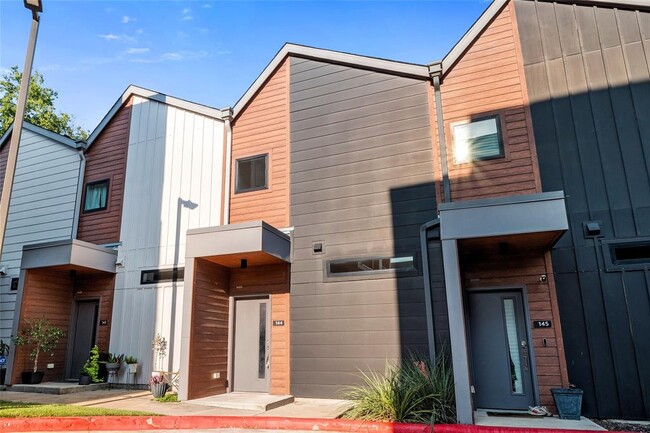 property at 5924 S Congress Ave