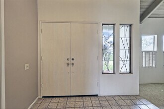 314 S Smokeridge Terrace in Anaheim, CA - Building Photo - Building Photo