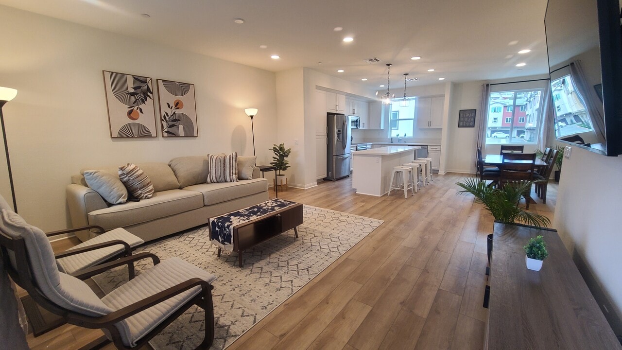 8383 Tahoe St in Lemon Grove, CA - Building Photo