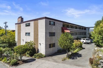 1310 E Thomas St in Seattle, WA - Building Photo - Building Photo