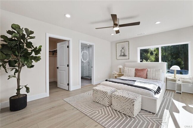 9425 Gierson Ave in Los Angeles, CA - Building Photo - Building Photo