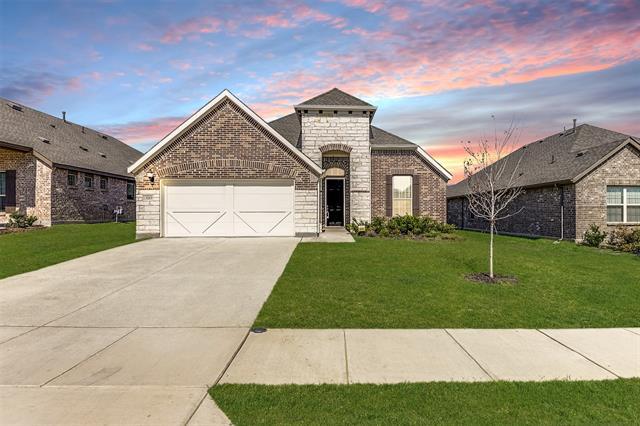 13089 Yellowstone Wy in Providence Village, TX - Foto de edificio