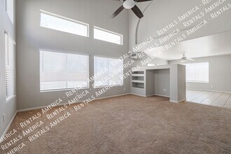 7441 W Fleetwood Ln, Unit 113 in Glendale, AZ - Foto de edificio - Building Photo