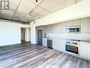 770 Somerset St W in Ottawa, ON - Building Photo - Building Photo