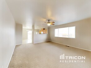 7711 Mariner Cove Dr in Reno, NV - Building Photo - Building Photo