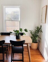 4218 Saint Clair St in Madison, WI - Foto de edificio - Building Photo