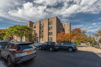 204 Stuyvesant Ave in Brooklyn, NY - Building Photo - Building Photo