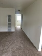 845 Railroad Ave, Unit Downstairs B in Blue Lake, CA - Building Photo - Building Photo