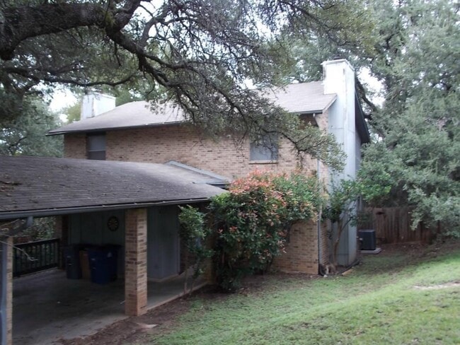 property at 3308 Dunliegh Dr