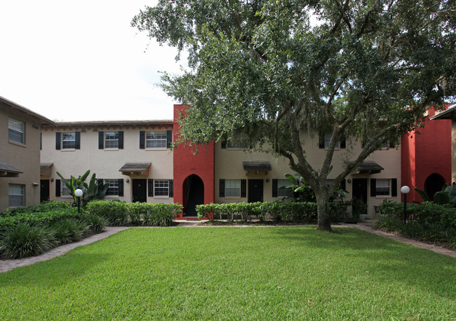 Grand Central Square in Orlando, FL - Foto de edificio - Building Photo