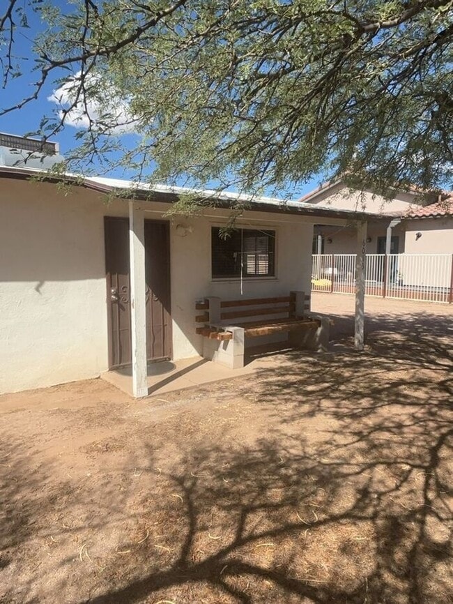 property at 6013 E 30th St
