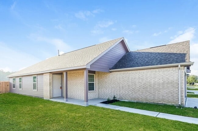2843 Briggs Dr in Conroe, TX - Building Photo - Building Photo