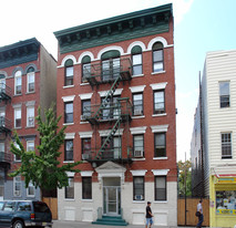 577 Central Ave in Jersey City, NJ - Building Photo