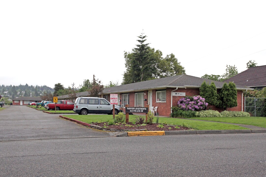 Fairview Apartments in Puyallup, WA - Building Photo