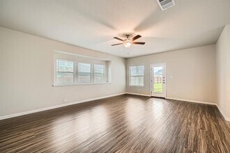 121 Pentro Path in Georgetown, TX - Building Photo - Building Photo