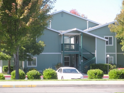 Harbeck Village in Grants Pass, OR - Building Photo