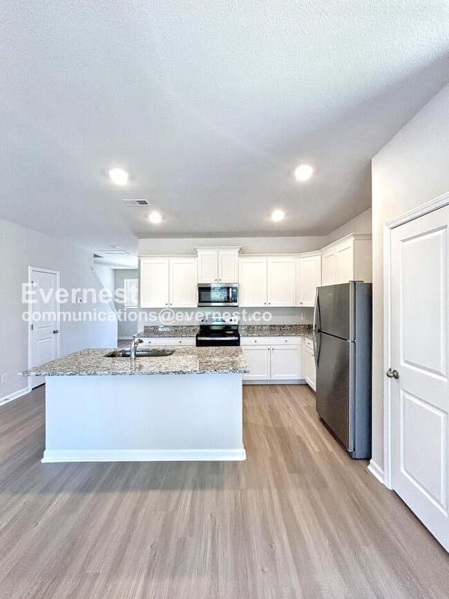 2156 Willow Gln Dr in Graham, NC - Building Photo - Building Photo