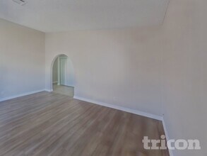 4634 Grasshopper Dr in Las Vegas, NV - Building Photo - Building Photo