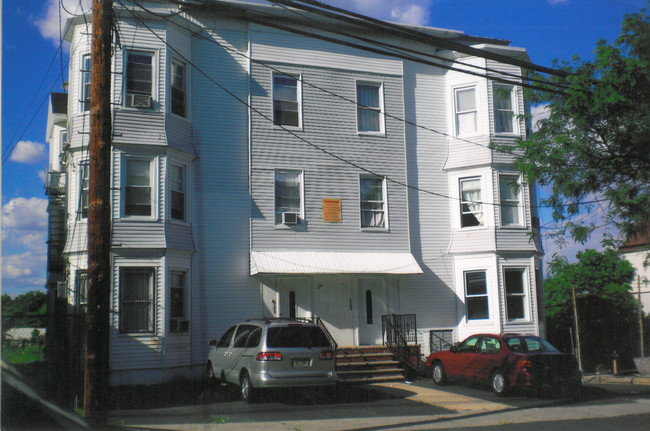 259-261 Verona Ave in Newark, NJ - Foto de edificio - Building Photo