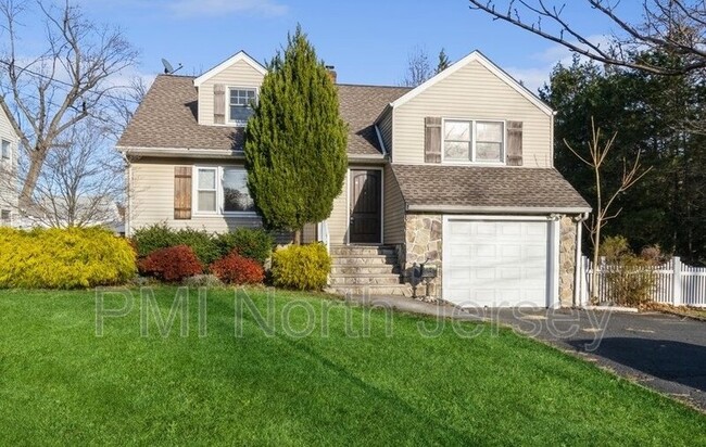 3 Gary Rd in Summit, NJ - Building Photo - Building Photo