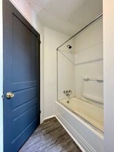 817 E Philadelphia St, Unit 2 in York, PA - Building Photo - Building Photo