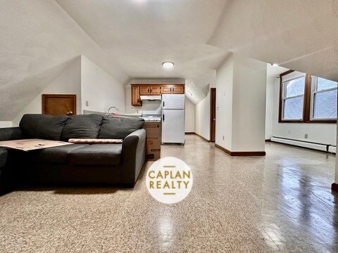 8 Lines St, Unit 3 in New Haven, CT - Building Photo - Building Photo