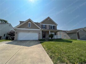 390 Chapelgate Dr in Fairborn, OH - Building Photo