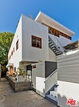 505 Pier Ave-Unit -C in Santa Monica, CA - Building Photo - Building Photo