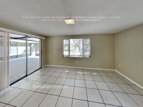 2310 Sandrala Dr in Sarasota, FL - Building Photo - Building Photo