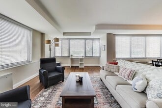 4740 Connecticut Ave NW, Unit 906 in Washington, DC - Building Photo - Building Photo