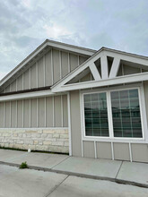 2212 Northridge Ave in Harlingen, TX - Building Photo - Building Photo