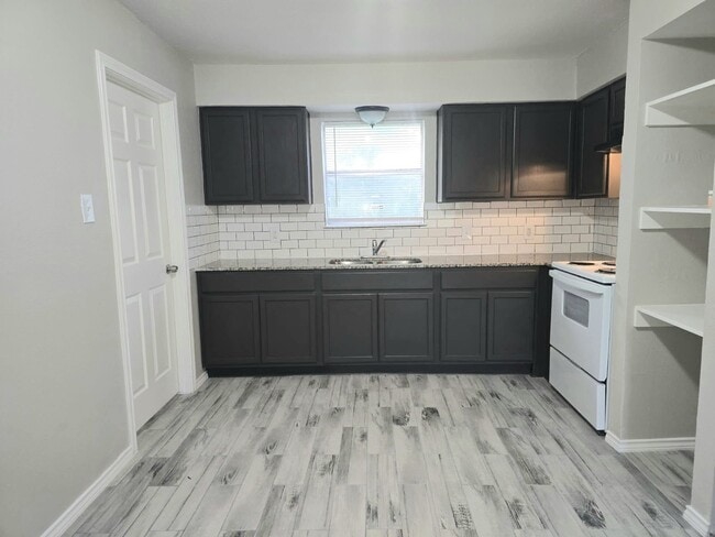 property at 3451 Hwy 6