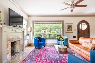 2505 Rosedale St in Houston, TX - Foto de edificio - Building Photo