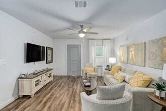 Esperanza at Keith Harrow in Katy, TX - Building Photo - Building Photo