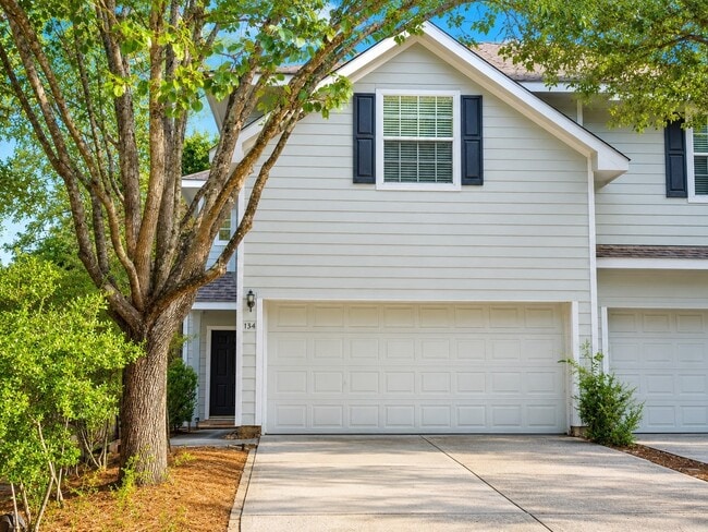 property at 134 N Camellia Grove Cir