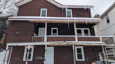 812 E 3rd St in Oil City, PA - Building Photo - Building Photo