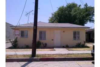 432 N Poplar Ave in Montebello, CA - Foto de edificio - Building Photo