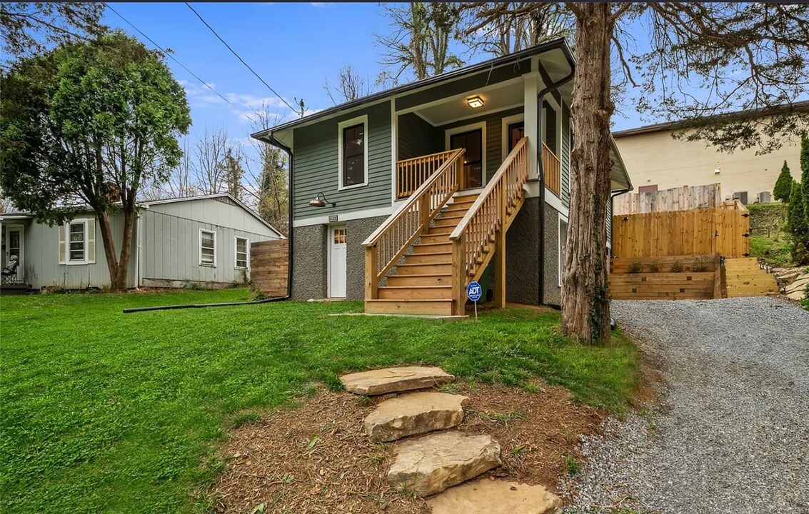 622 Reed St in Asheville, NC - Building Photo