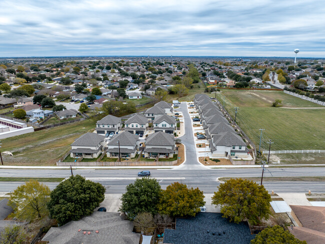 2030 - 2032 Rueben Rd in New Braunfels, TX - Building Photo - Building Photo