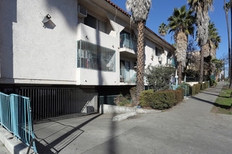 Westmoreland Apartments in Los Angeles, CA - Building Photo - Building Photo